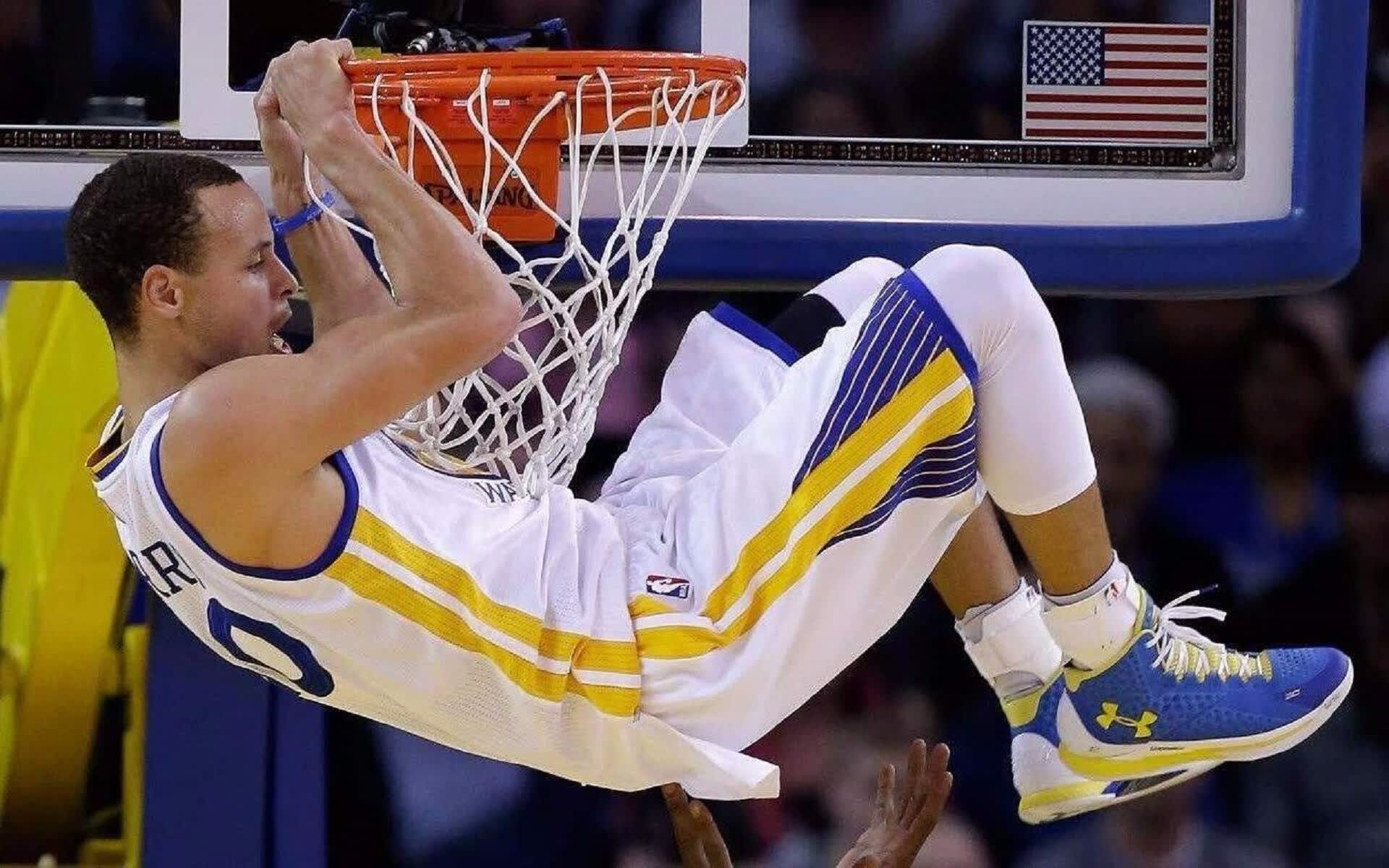 开云体育app官网-欧陆烽火，葡体伤情告急，亚特兰大剑指里程碑，勒沃库森远射惊魂